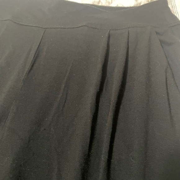 J. Jill Wearever pleated crop wide leg pants. Soft Rayon. Pockets - Picture 4 of 12